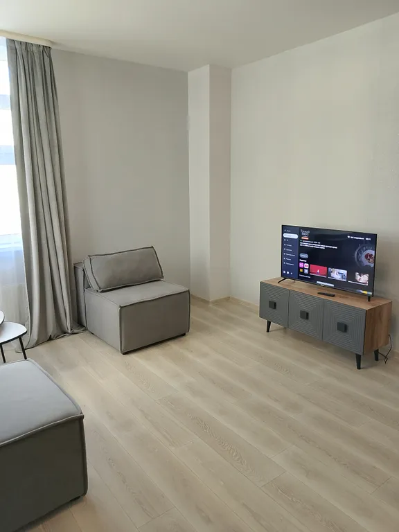 Квартира Квартира Уютная 3-х комнатная напротив ТРЦ Планета — Красноярск