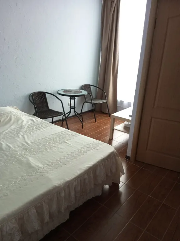 Квартира Комната — аренда посуточно в Лоо