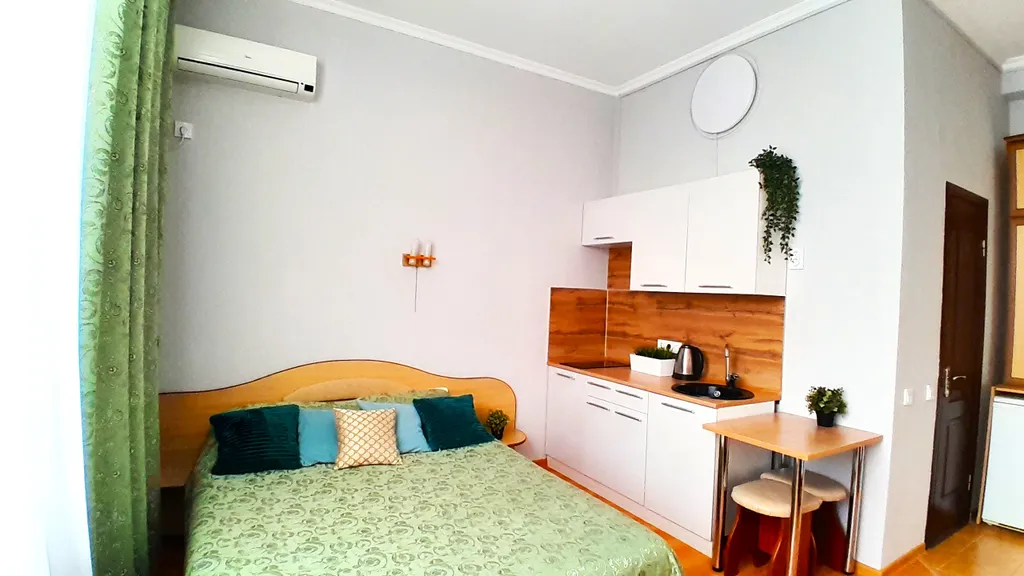 Квартира Квартира Комфортная студия с большим балконом — Севастополь