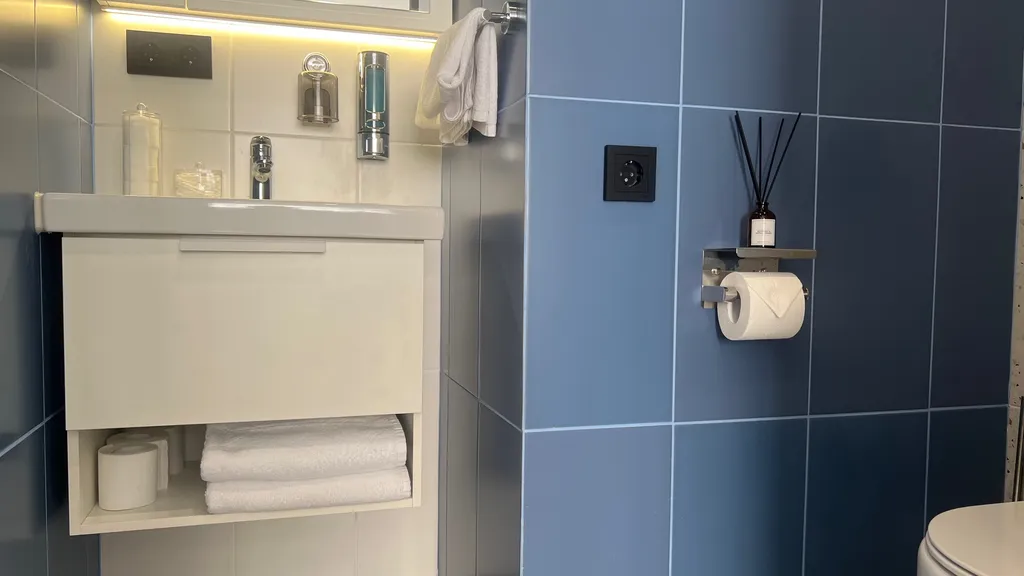 Апартаменты у Часовой башни голубые