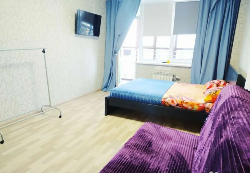 Уютная квартира у Арена-Омск и Автовокзала — аренда посуточно в Омск