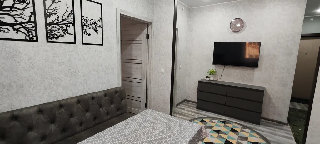 Уютная квартира в новом доме у сквера