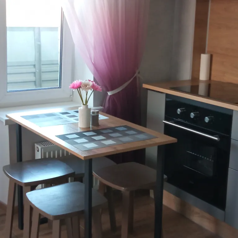 Уютная квартира в новом доме — аренда посуточно в Псков