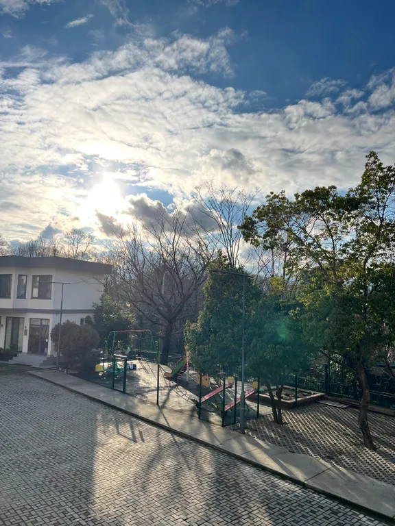 Двухуровневый апартамент в ЖК Меридиан