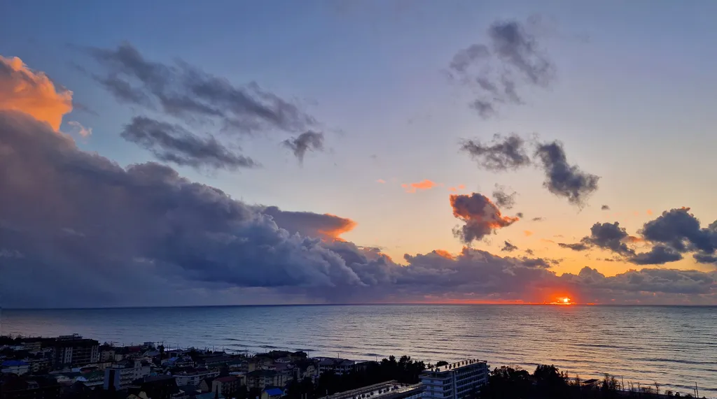 Квартира Новая двухкомнатная квартира с панорамными видами на море — Адлер