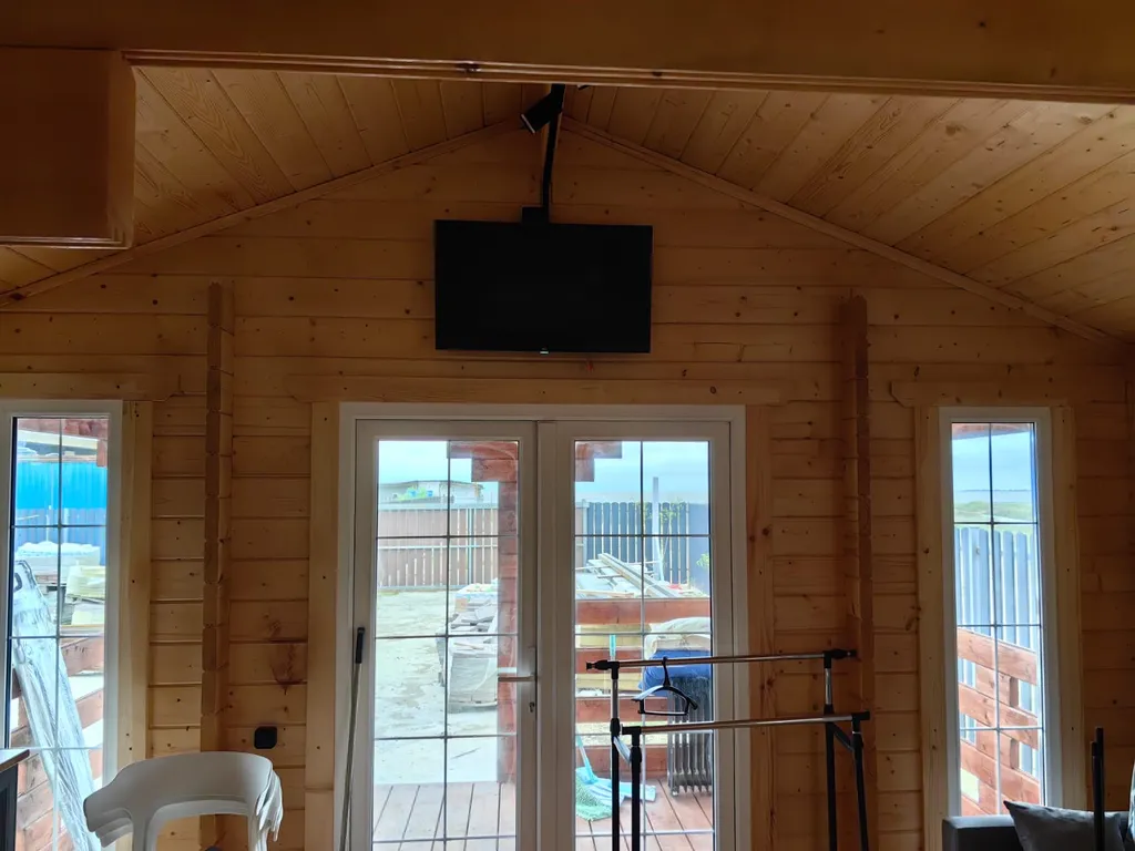 Деревянный домик