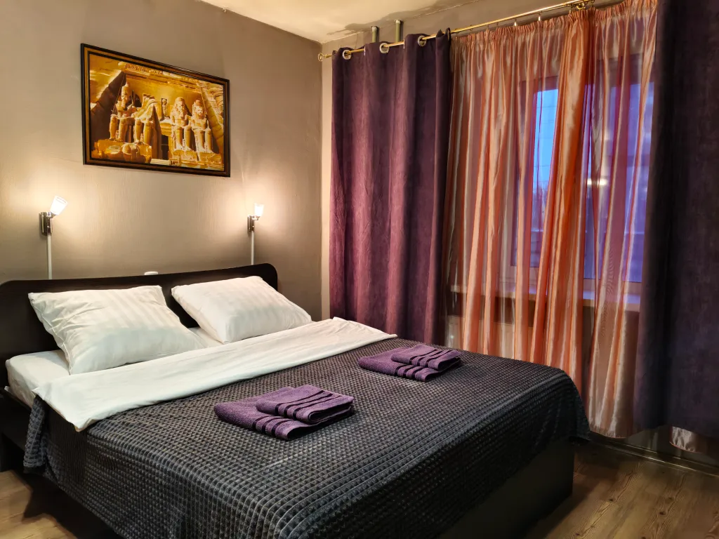 Просторная квартира с балконом в центре