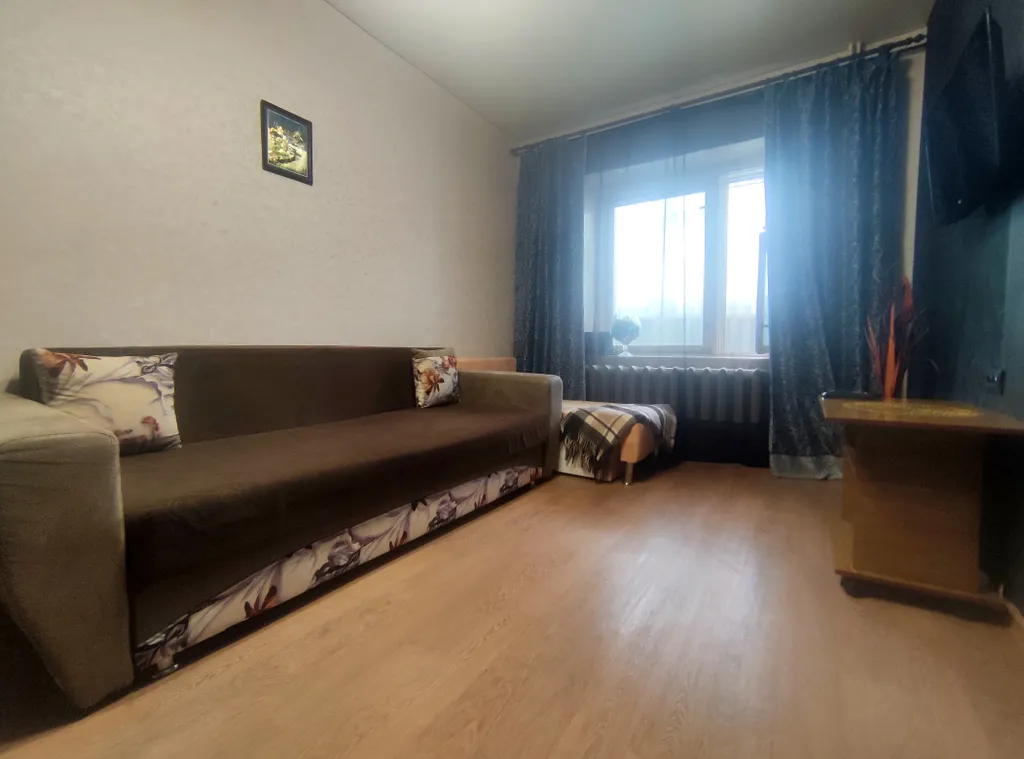 Яркая квартира в центре — аренда посуточно в Ноябрьск