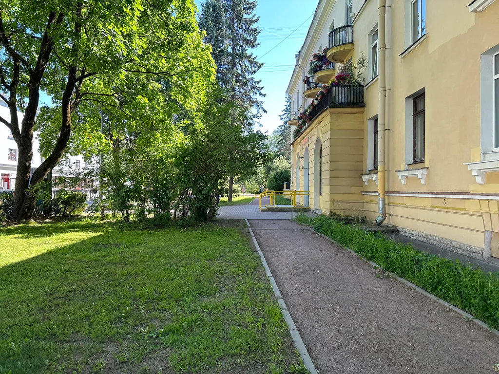 3-комнатная квартира с джакузи в центре Зеленогорска