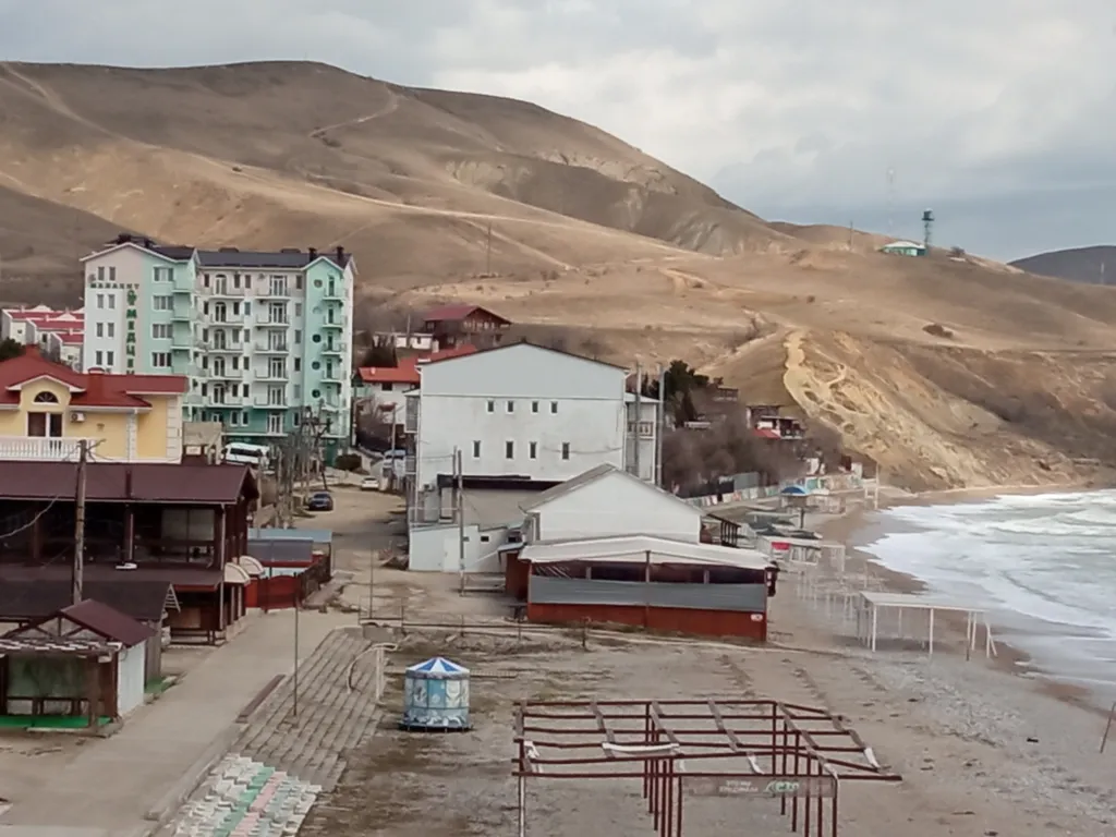 Уютные двухместные апартаменты в 80 метрах от моря с видом на горы