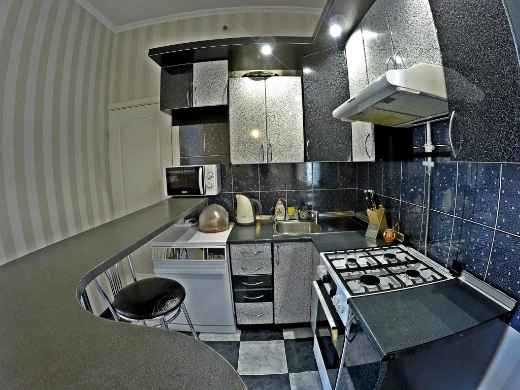 Дом в Ялте с бассейном и сауной