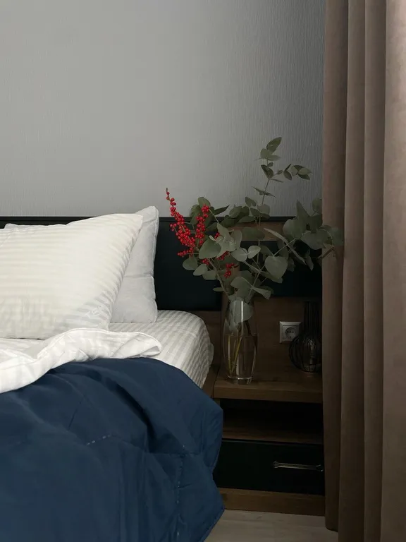 Стильная двушка с яркой кухней