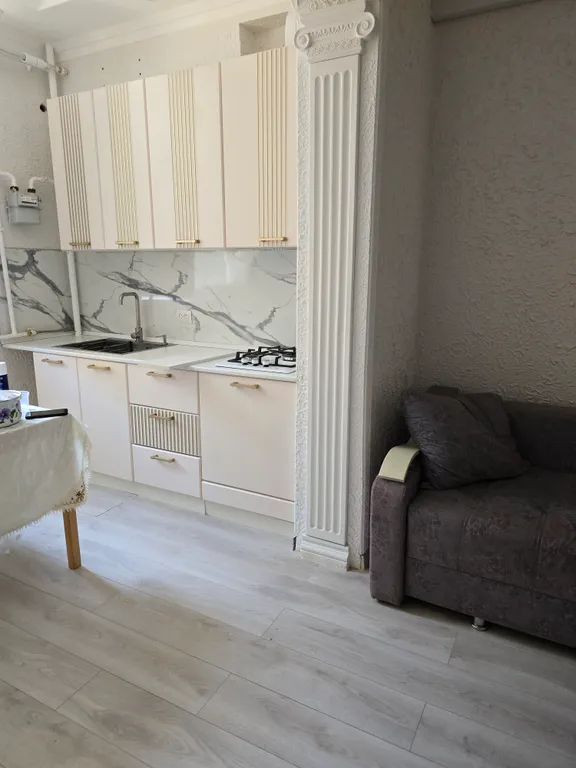 Уютная квартира-студия в новостройке в самом центре города