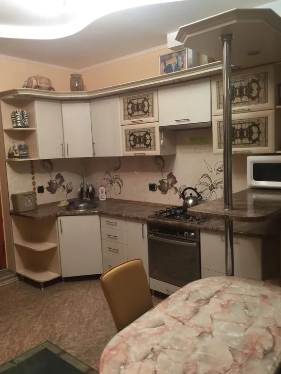 Коттедж 5-комнатный Дом — Евпатория