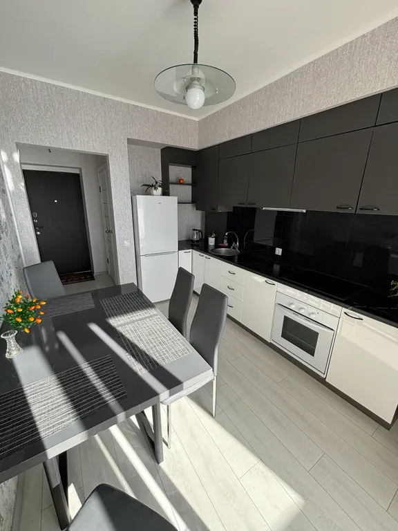 Двухкомнатная квартира у Нахимовского училища