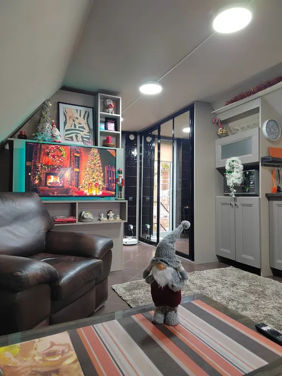 Коттедж Студия-мансарда с видом на средневековую кирху — Зеленоградск