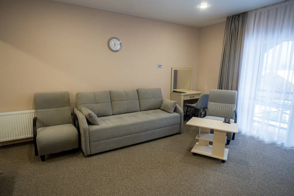 Четырёхместный номер с видом на горы