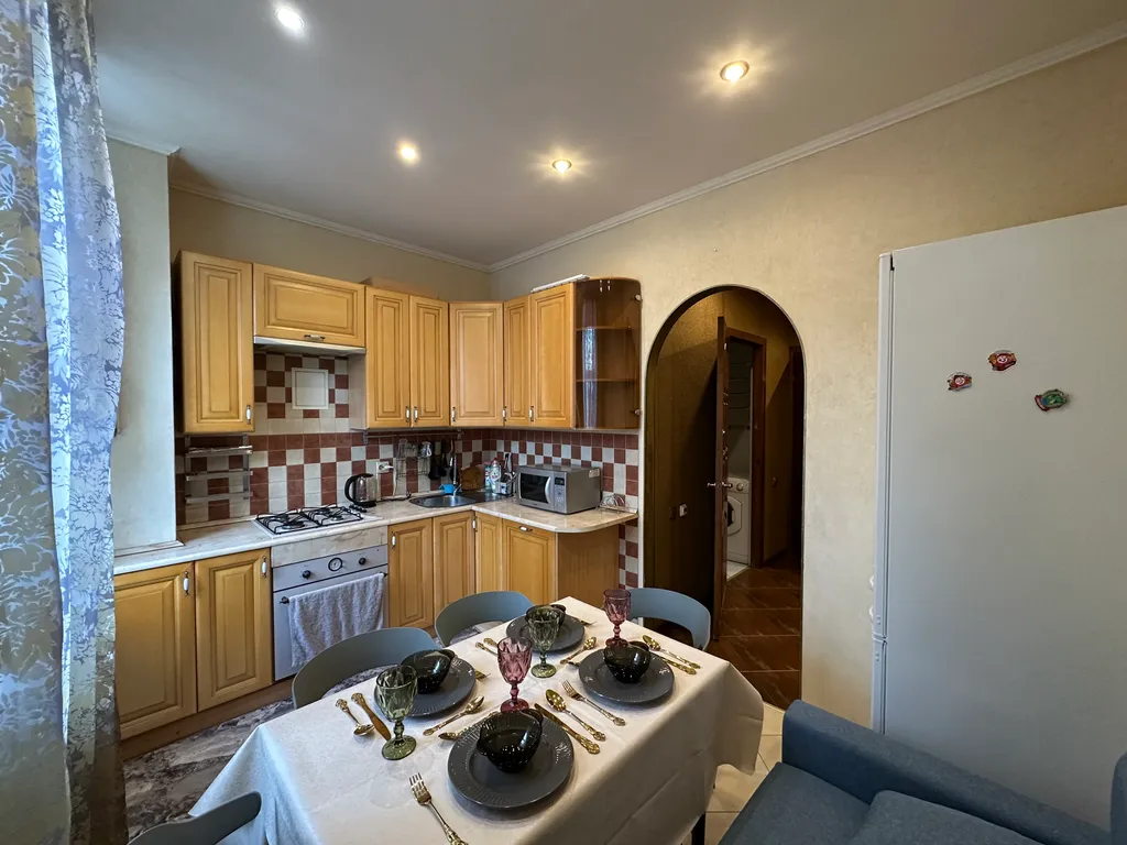 Большая квартира с парковочным местом на волжской набережной