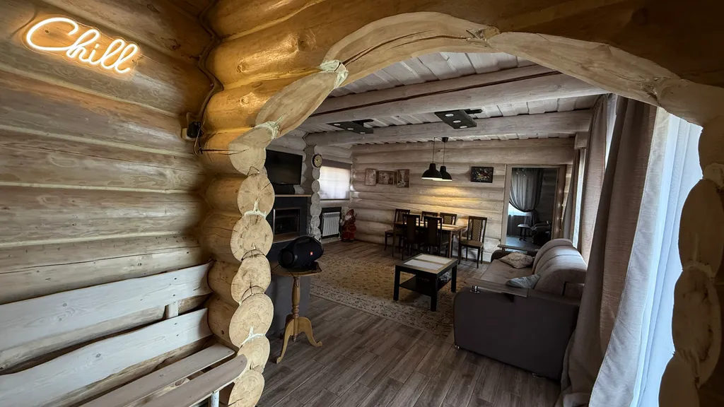 Домик у реки