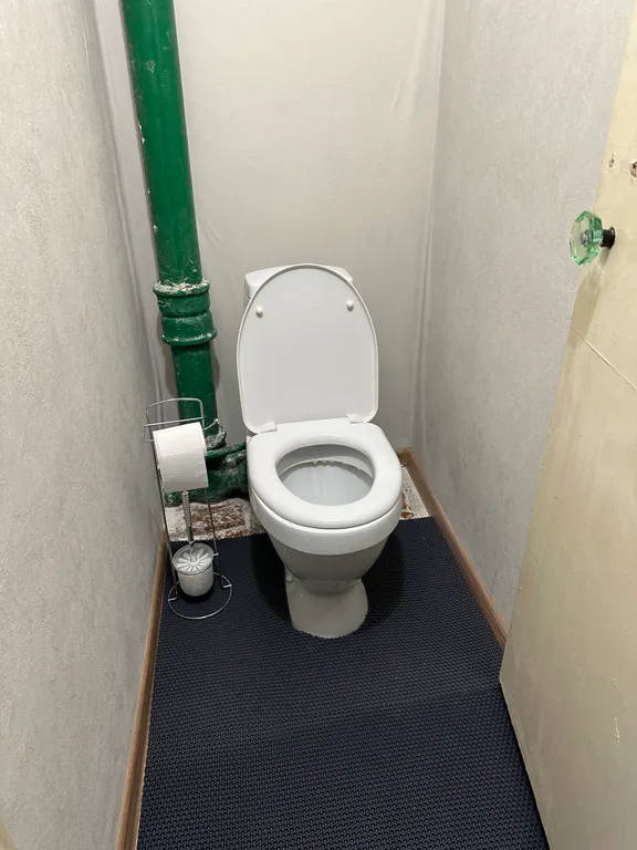 Просторная однокомнатная квартира в пяти минутах от ИК5