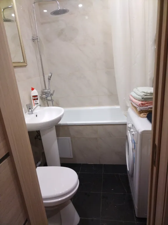 Двухкомнатная квартира на 5 человек с видом на горы