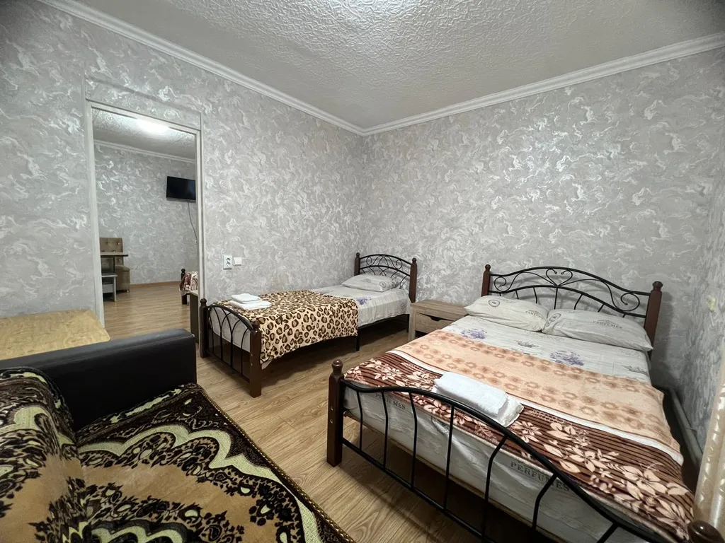 Квартира 2-комнатная Квартира — Адлер