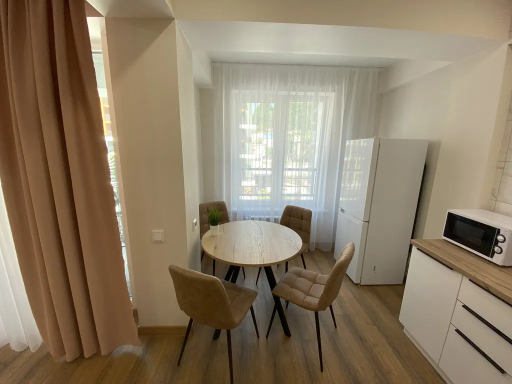 Комфортная 1-комнатная квартира на берегу моря