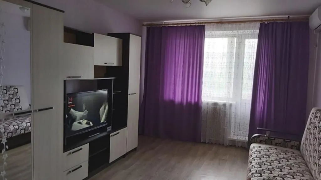 Комфортная квартира с кондиционером и большой парковкой