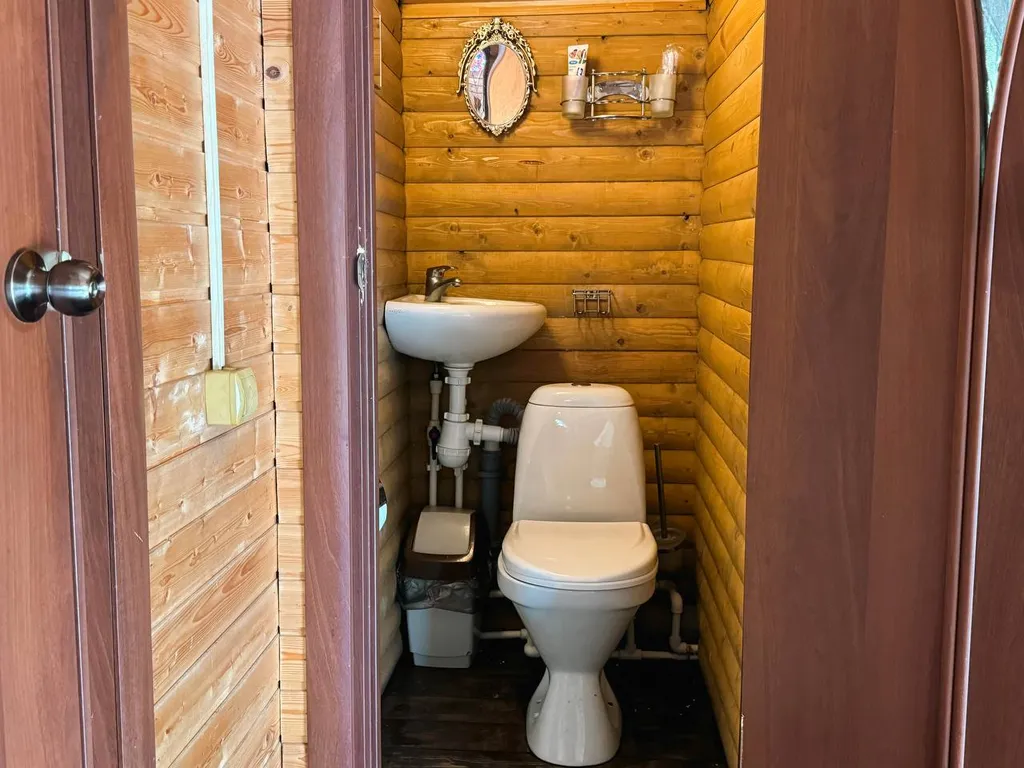 Коттедж у реки с баней