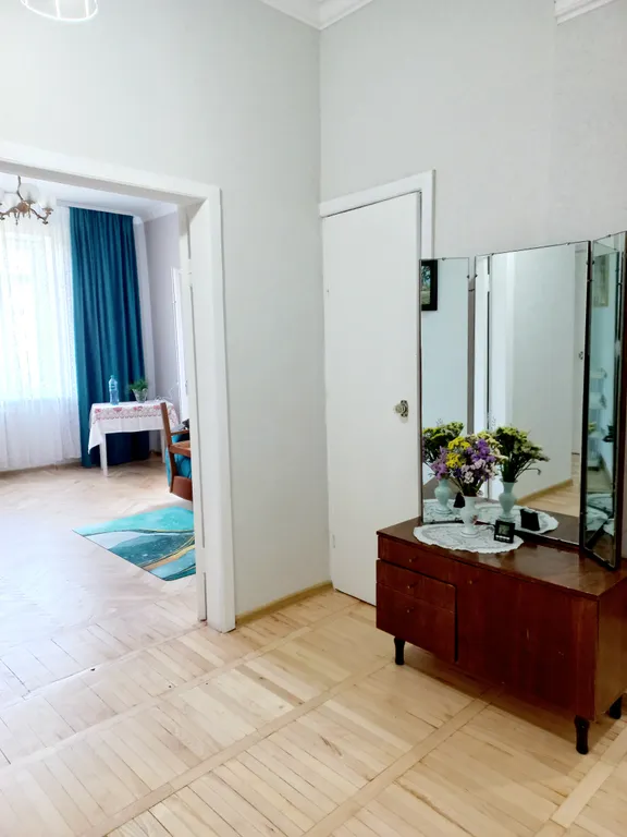 Атмосферная просторная квартира в центре города с шикарными видами