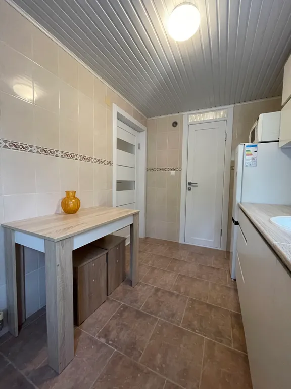 Коттедж Уютная студия с отдельным входом и кухней в центре Адлера — Сочи