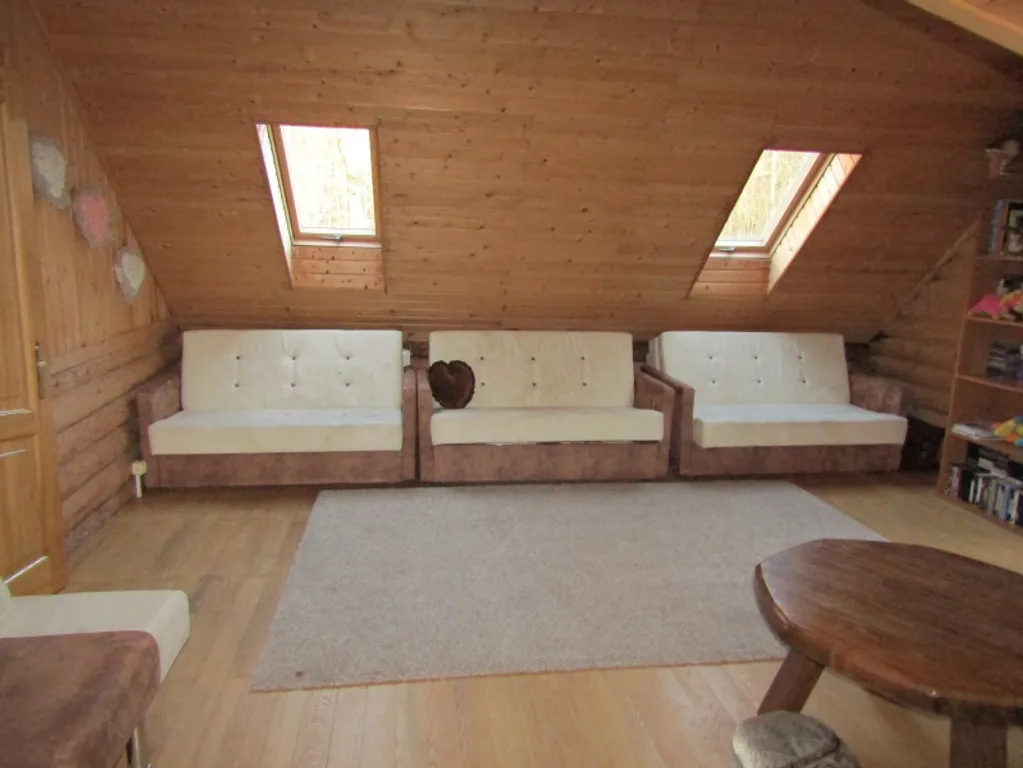 6-комнатный Дом