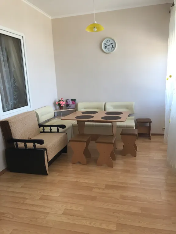 Квартира 3-комнатная Квартира — Севастополь