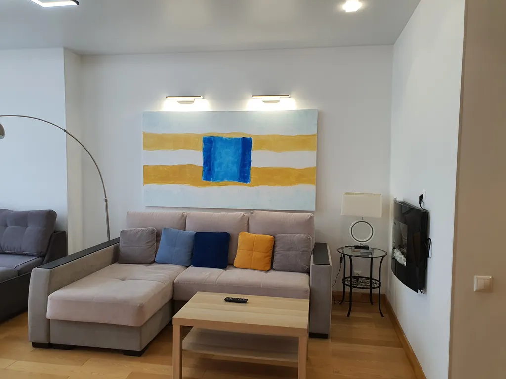 Апартаменты в центре города с прекрасным видом на золотой мост