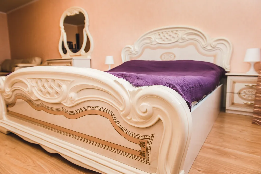 Элитная двухкомнатная квартира в центре у площади Ленина