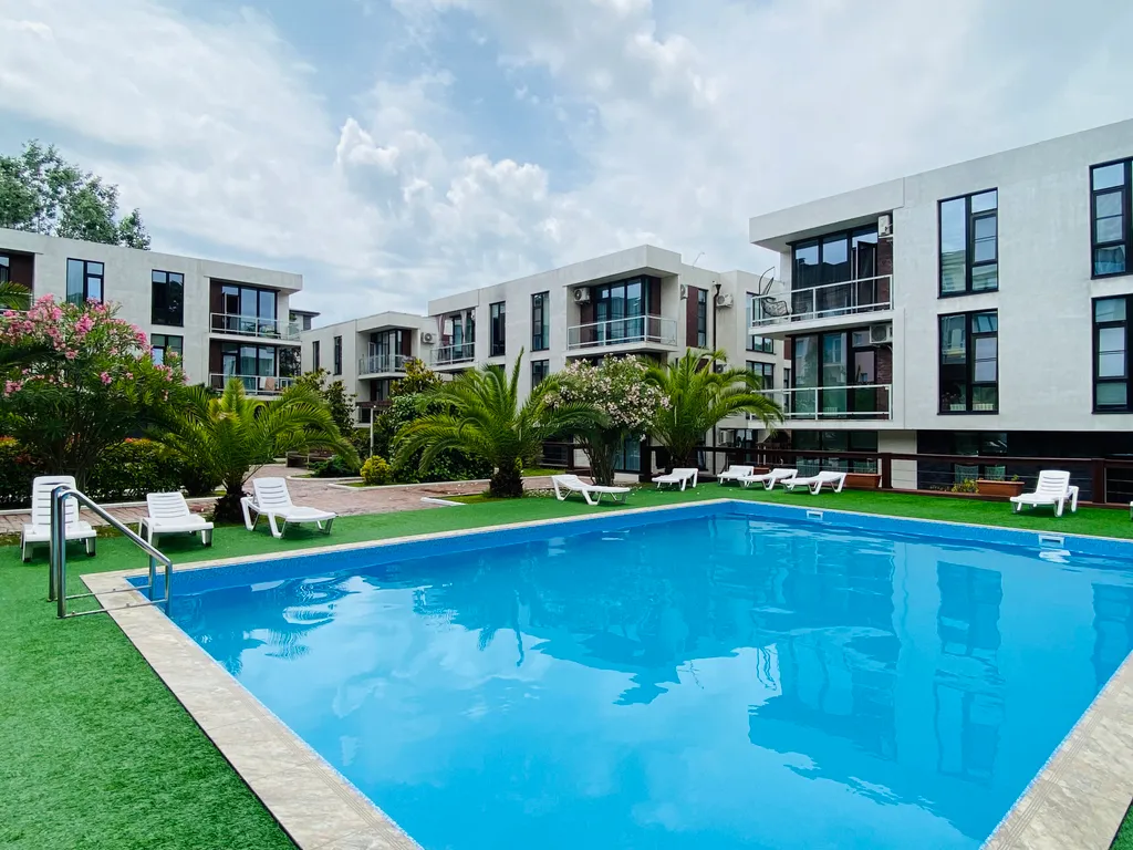 Квартира Апартаменты SochiHome с тёплым бассейном — Сочи