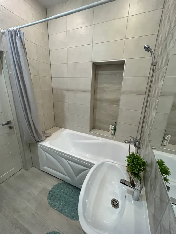 Уютная квартира у цветника