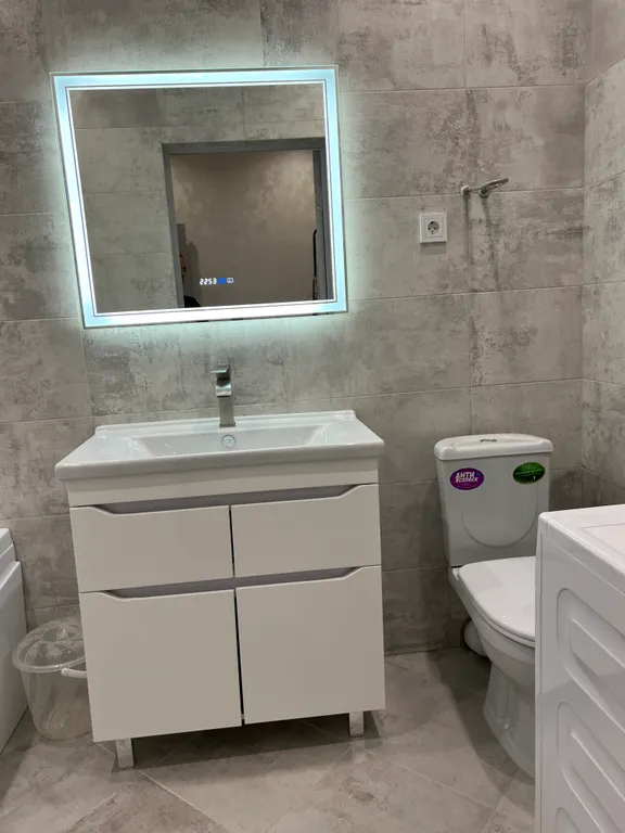 Двухкомнатная квартира с хорошим ремонтом