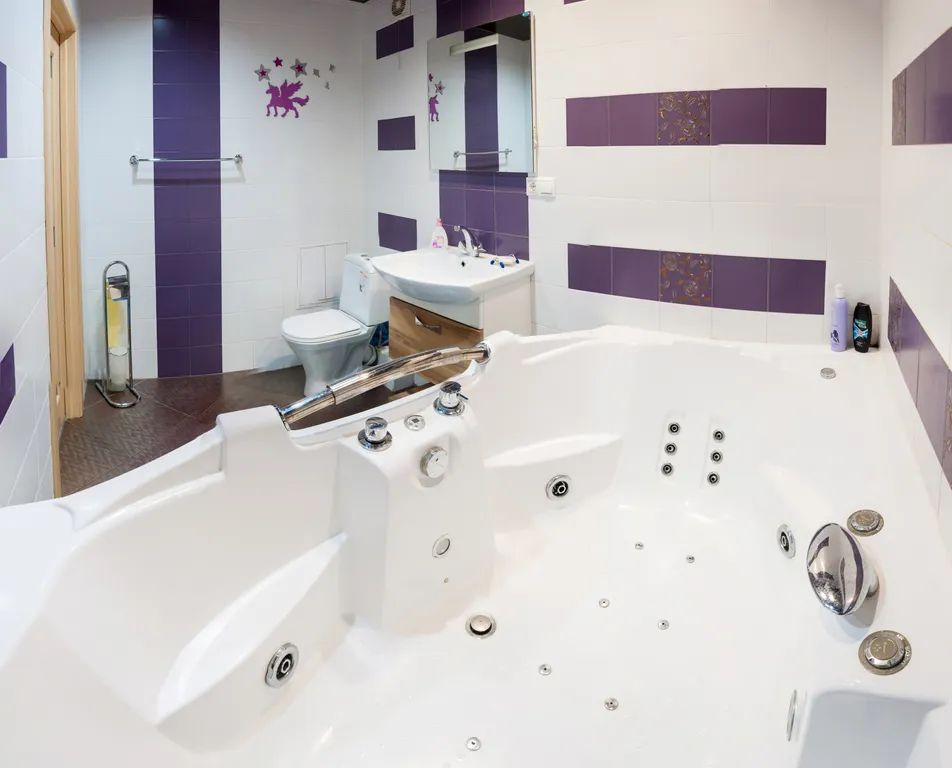 Квартира рядом с набережной, шикарным видом на Волгу и с джакузи