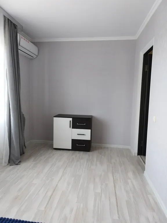 Квартира 3-комнатная Квартира — Динская