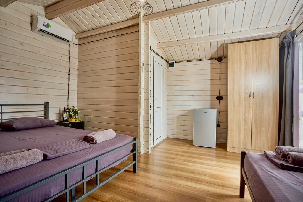 Коттедж 1-комнатный Дом — Сухум