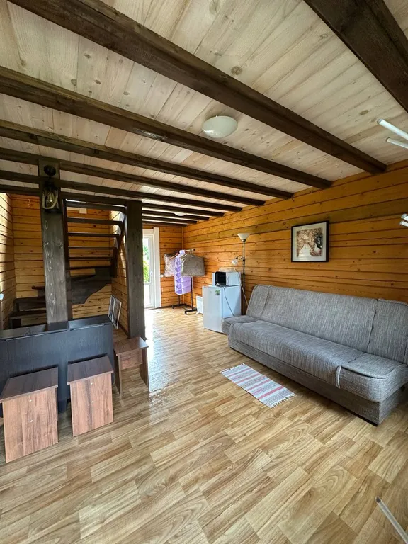 Двухэтажный гостевой дом