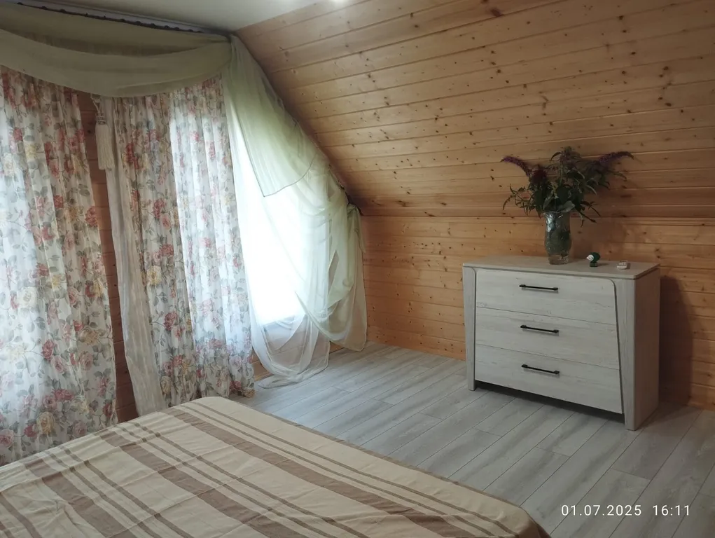 Котедж в тихом саду у моря