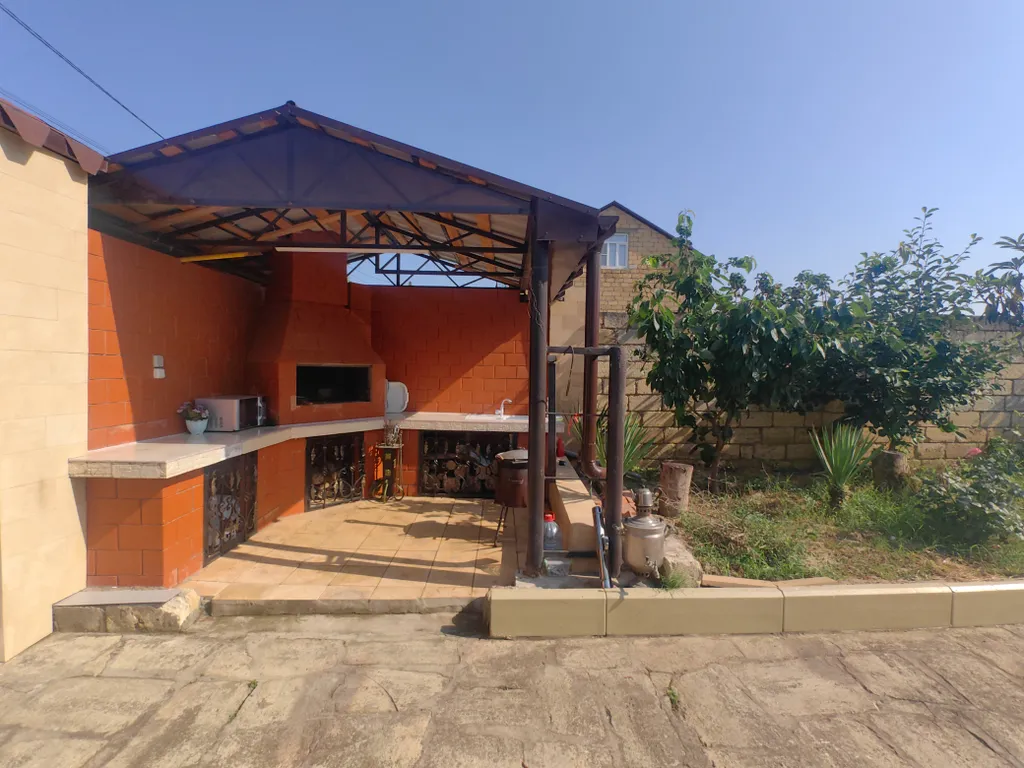 Домик у моря