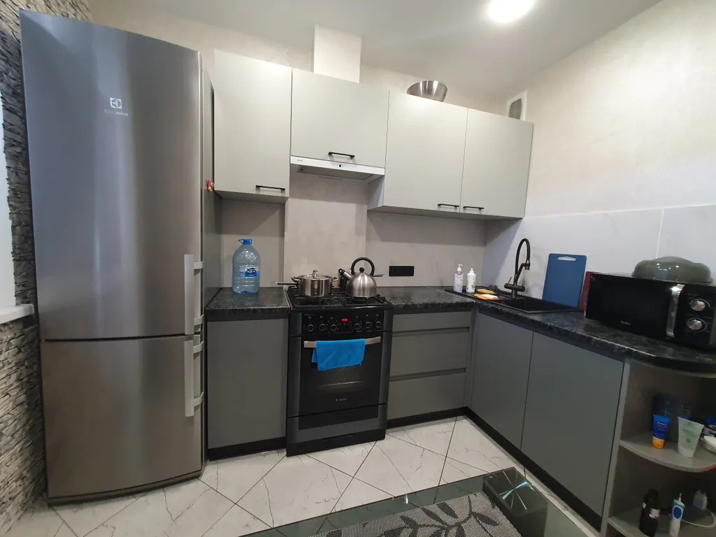 3х комнатная квартира, недалеко от центра. Свежий ремонт