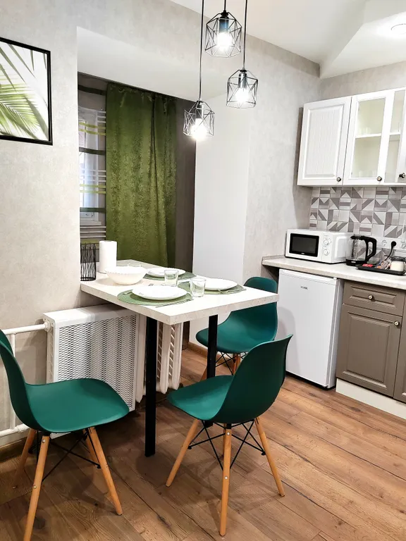 Стильная квартира с дизайнерским ремонтом курортный стиль в центре