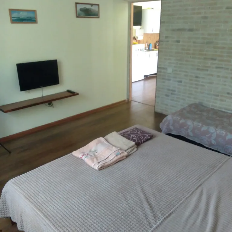 Дом трехкомнатный с кухней