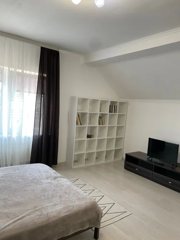 4-комнатный Дом