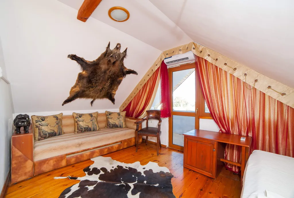 Комната-Большой Охотничий