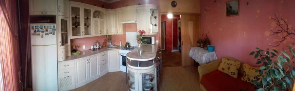 Квартира 2-комнатная Квартира — Алушта